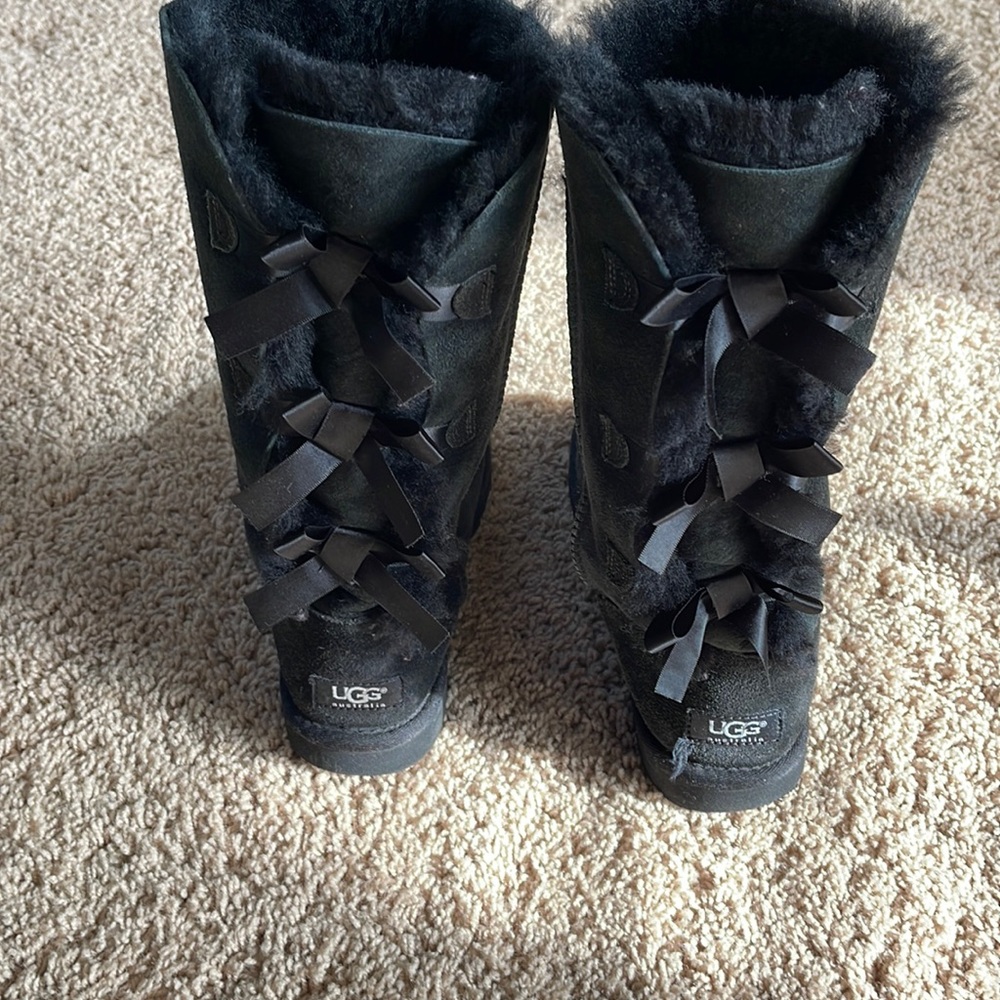 Ugg Black Boots. Like New. Size 7. - image 1